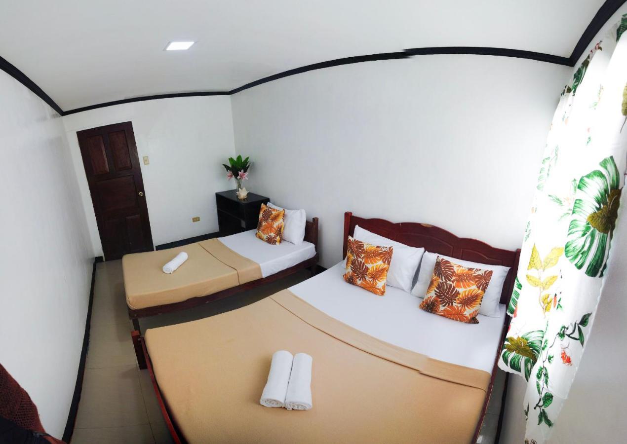 Amparo'S Tourist Inn - Корон Екстериор снимка